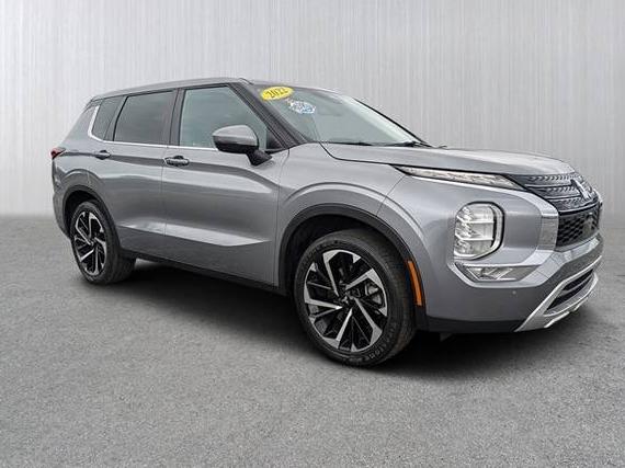 MITSUBISHI OUTLANDER 2022 JA4J3UA86NZ025294 image