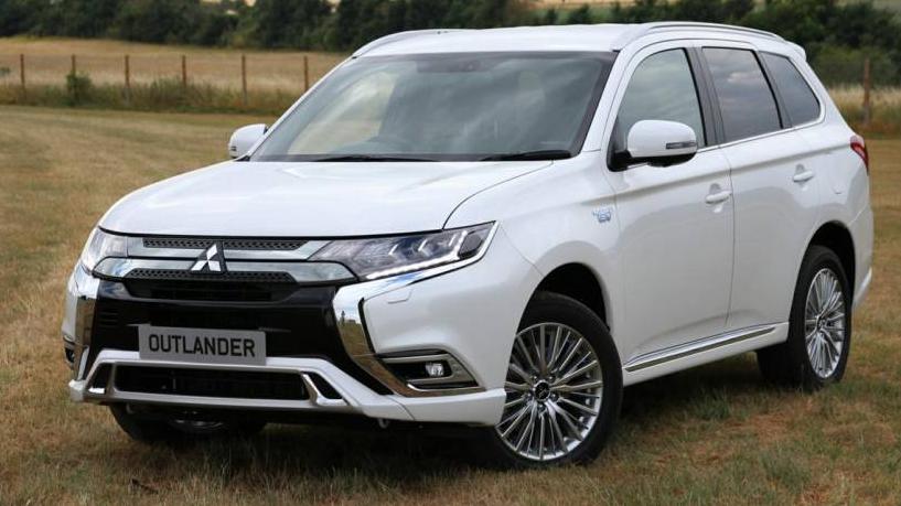 MITSUBISHI OUTLANDER 2022 JA4J4VA84NZ007427 image