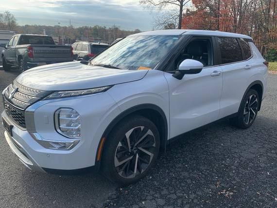 MITSUBISHI OUTLANDER 2022 JA4J4UA89NZ083817 image MITSUBISHI OUTLANDER 2022 JA4J4UA89NZ083817 image