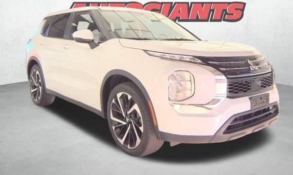 MITSUBISHI OUTLANDER 2022 JA4J4TA83NZ037782 image