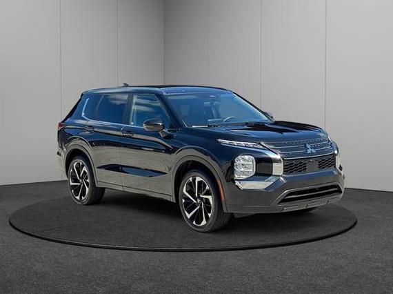 MITSUBISHI OUTLANDER 2022 JA4J4TA81NZ072370 image