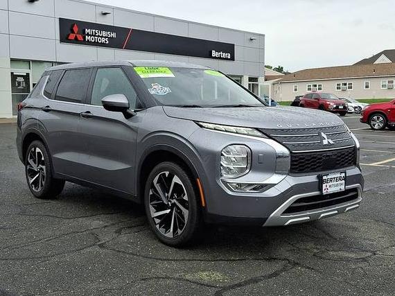 MITSUBISHI OUTLANDER 2022 JA4J4UA84NZ079979 image