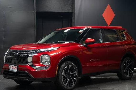 MITSUBISHI OUTLANDER 2025 JA4T5VA90SZ043657 image MITSUBISHI OUTLANDER 2025 JA4T5VA90SZ043657 image