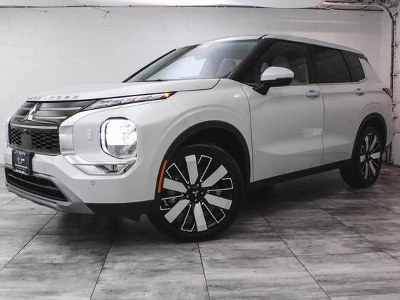 MITSUBISHI OUTLANDER 2025 JA4J4VA84SZ028340 image