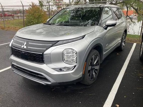 MITSUBISHI OUTLANDER 2025 JA4J3VA81SZ013247 image