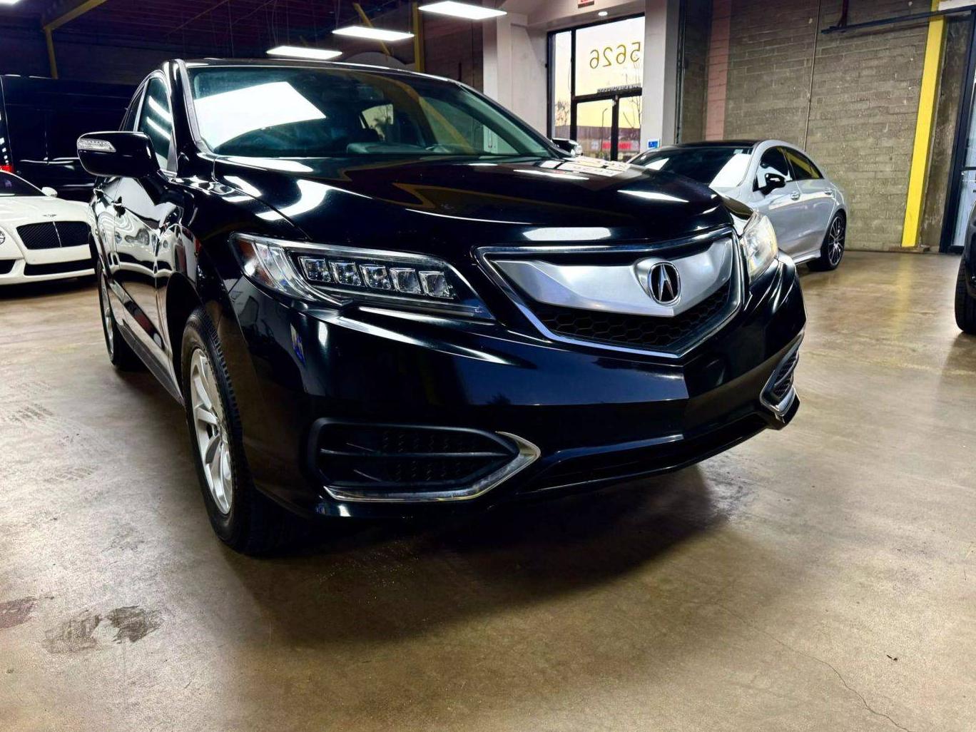 ACURA RDX 2018 5J8TB3H55JL008444 image