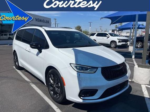 CHRYSLER PACIFICA 2023 2C4RC1GG5PR540256 image