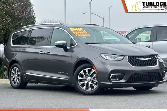 CHRYSLER PACIFICA 2023 2C4RC1N7XPR572963 image