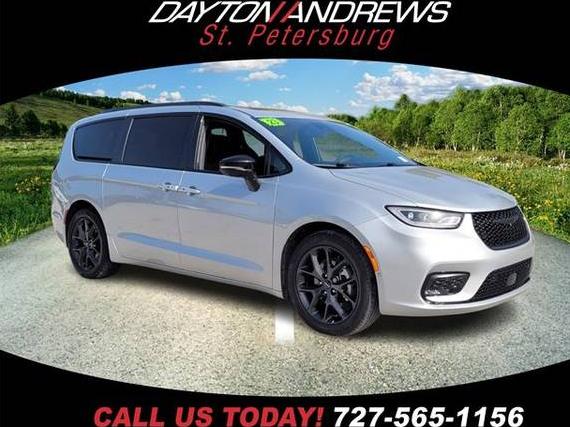 CHRYSLER PACIFICA 2023 2C4RC1GG4PR537039 image