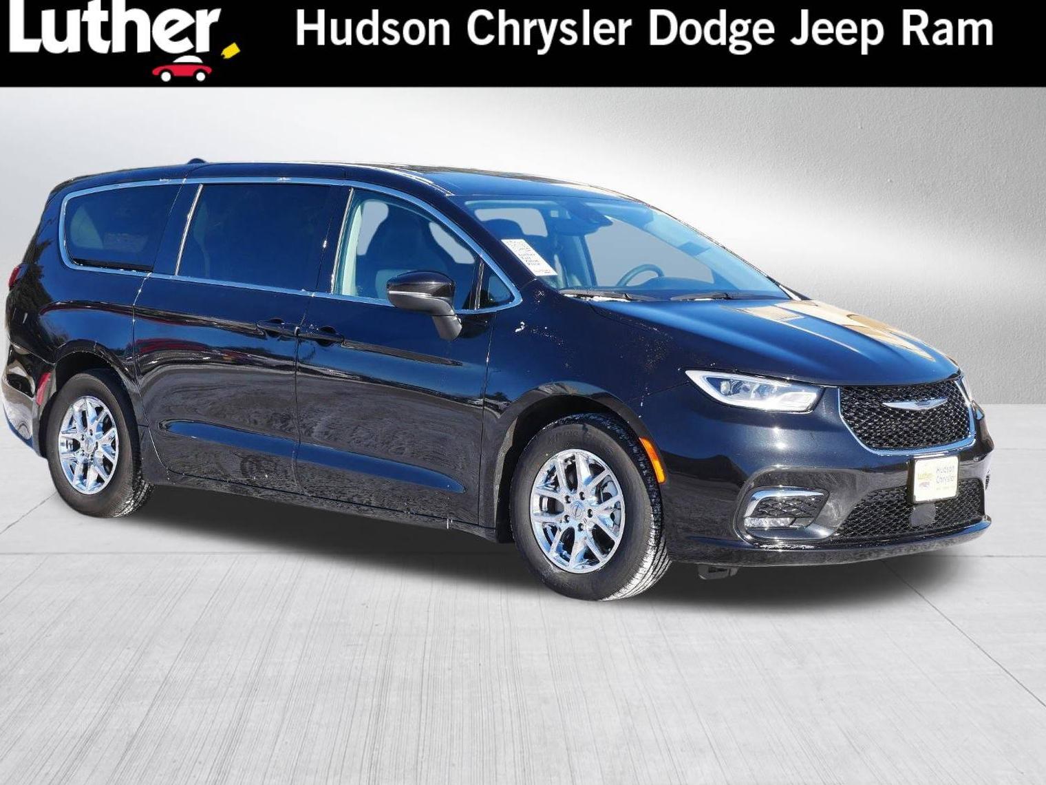 CHRYSLER PACIFICA 2023 2C4RC1BG3PR613356 image