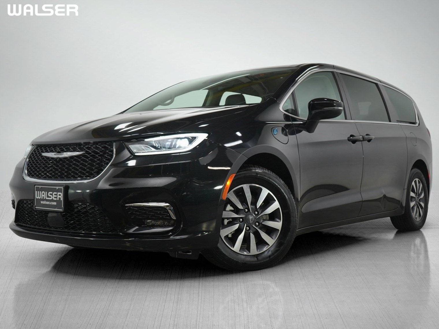 CHRYSLER PACIFICA 2023 2C4RC1L7XPR632503 image