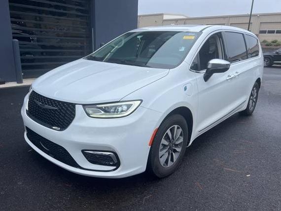 CHRYSLER PACIFICA 2023 2C4RC1S70PR503350 image