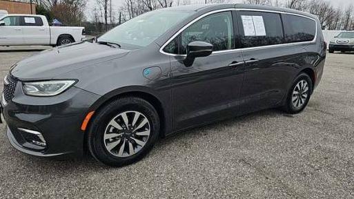 CHRYSLER PACIFICA 2023 2C4RC1L77PR572602 image