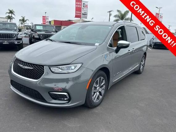 CHRYSLER PACIFICA 2023 2C4RC1N75PR592747 image