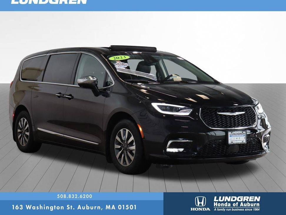 CHRYSLER PACIFICA 2023 2C4RC1S70PR599478 image