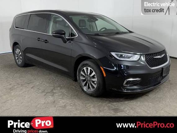 CHRYSLER PACIFICA 2023 2C4RC1L78PR632208 image