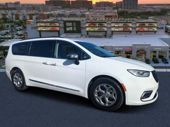 CHRYSLER PACIFICA 2023 2C4RC1GG3PR525299 image