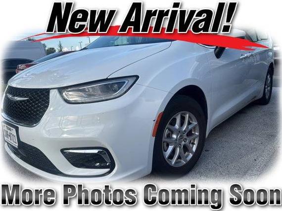 CHRYSLER PACIFICA 2023 2C4RC1BG4PR560229 image
