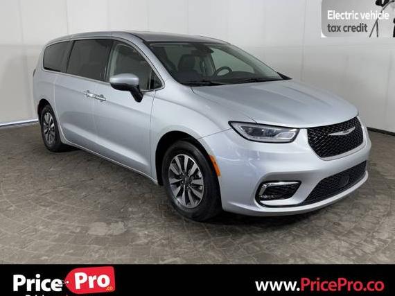 CHRYSLER PACIFICA 2023 2C4RC1L75PR506582 image