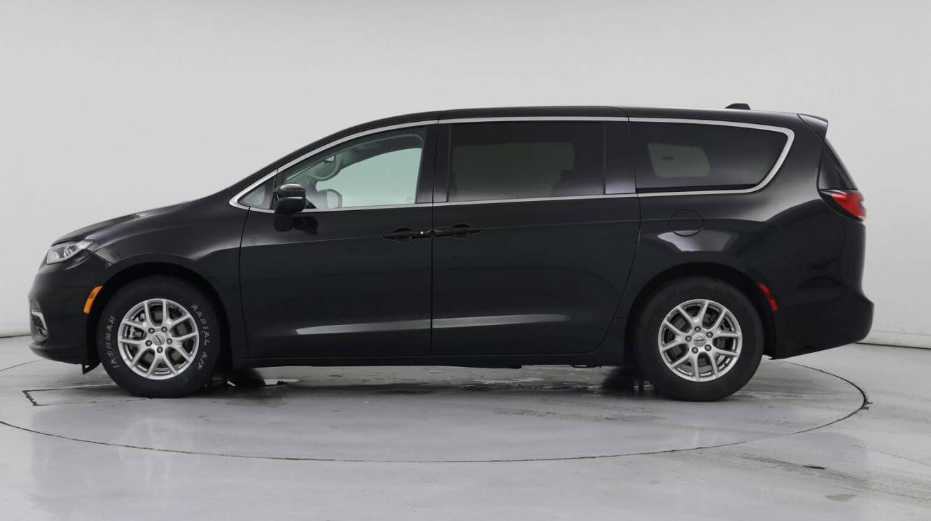 CHRYSLER PACIFICA 2023 2C4RC1BGXPR547257 image