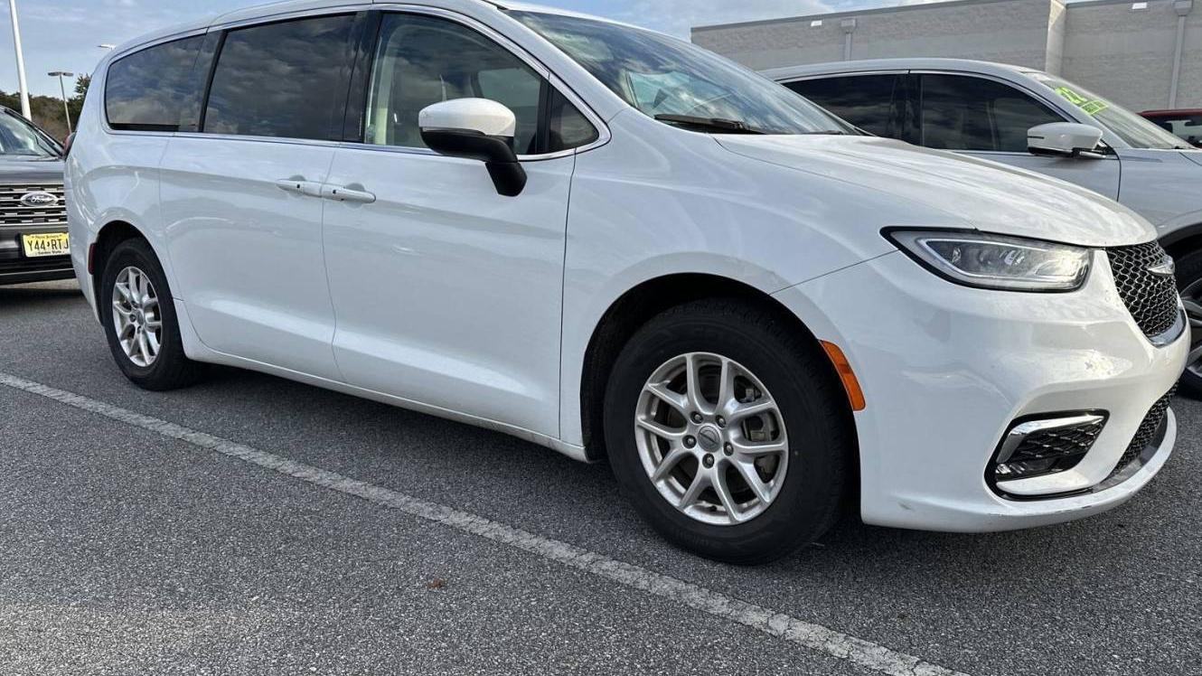 CHRYSLER PACIFICA 2023 2C4RC1BG8PR547001 image