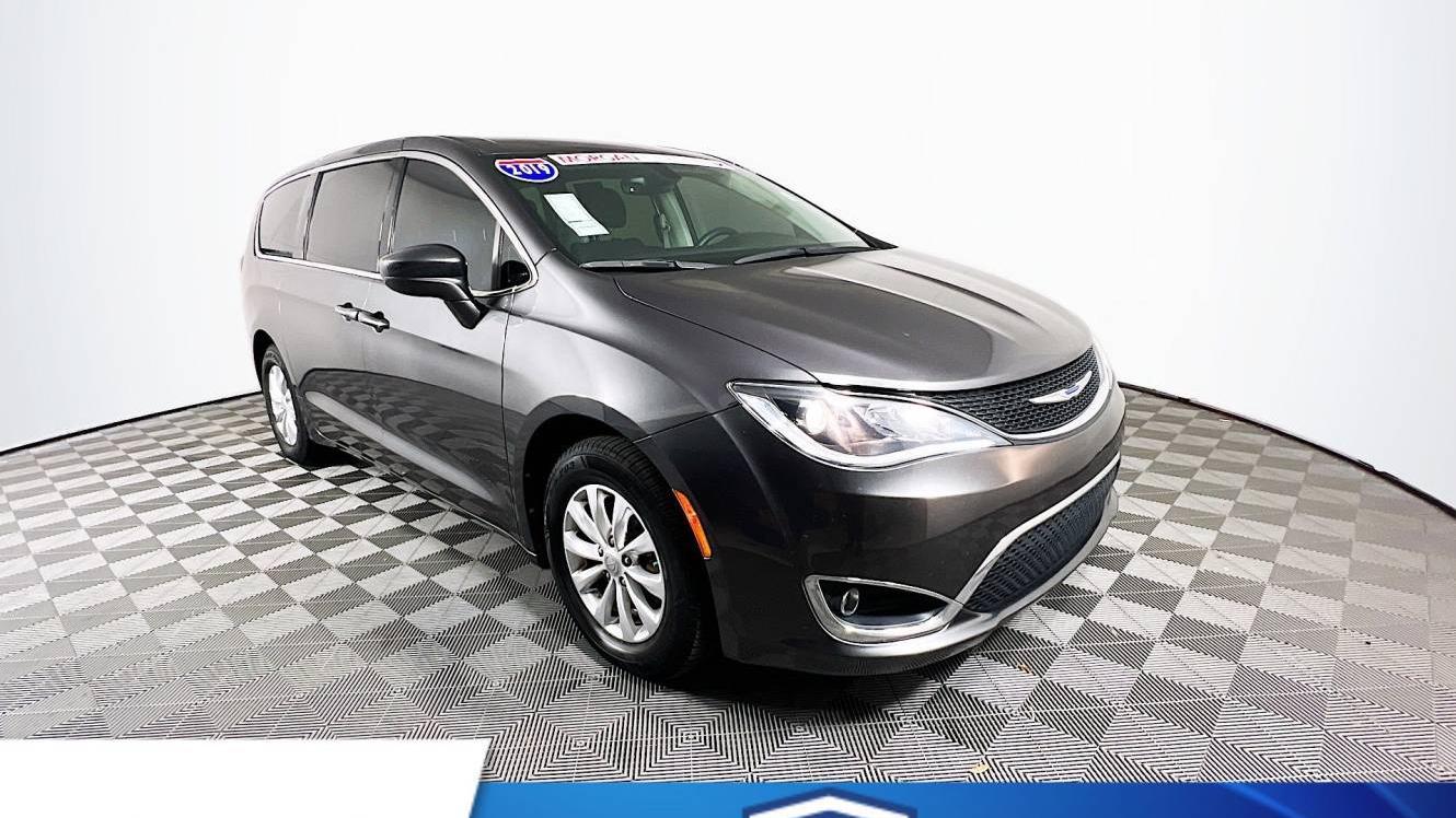 CHRYSLER PACIFICA 2019 2C4RC1FGXKR628830 image