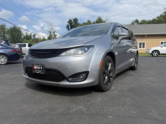 CHRYSLER PACIFICA 2019 2C4RC1FG2KR610323 image