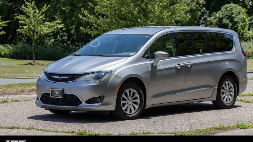 CHRYSLER PACIFICA 2019 2C4RC1FG2KR559437 image