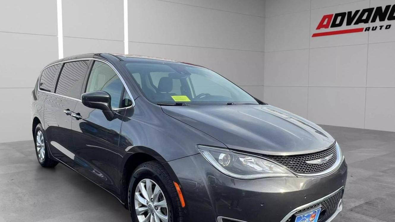 CHRYSLER PACIFICA 2019 2C4RC1FG8KR737626 image