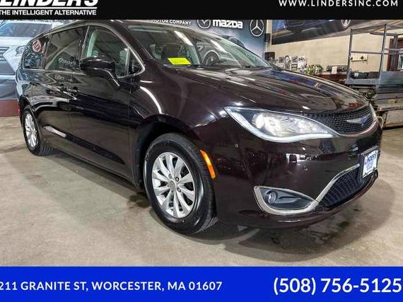 CHRYSLER PACIFICA 2019 2C4RC1FG1KR576312 image