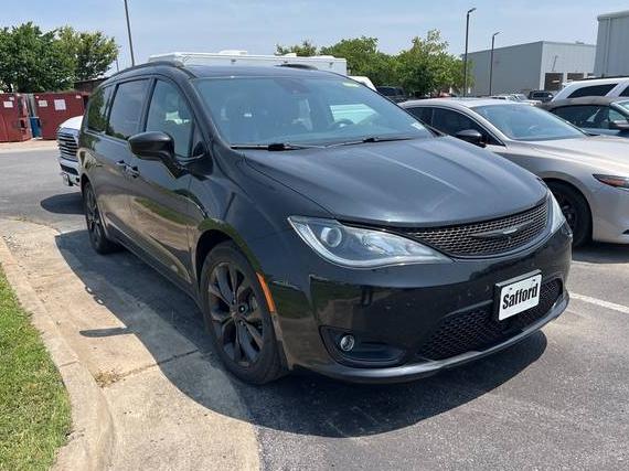 CHRYSLER PACIFICA 2019 2C4RC1EG1KR523062 image