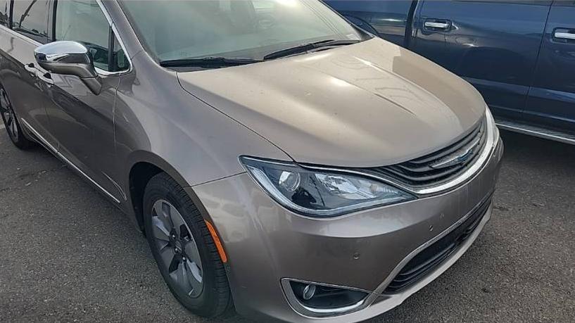 CHRYSLER PACIFICA 2018 2C4RC1N73JR213722 image