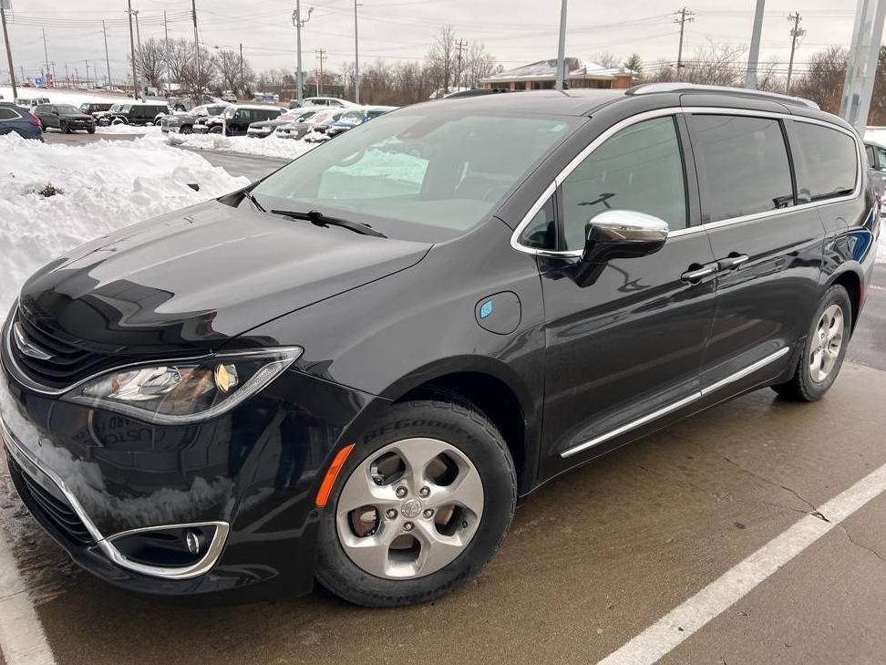 CHRYSLER PACIFICA 2018 2C4RC1N70JR214455 image