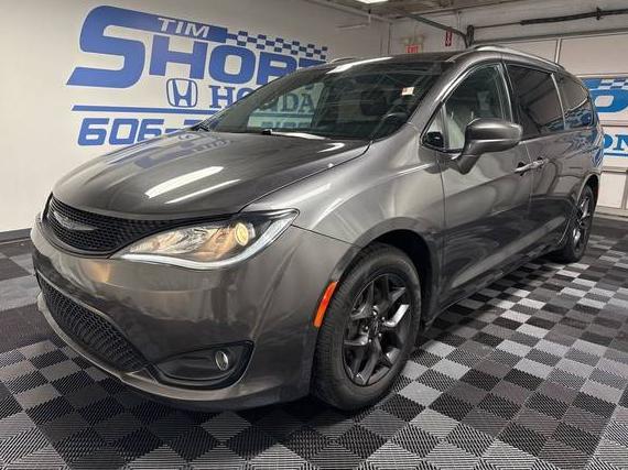 CHRYSLER PACIFICA 2018 2C4RC1BG6JR352599 image
