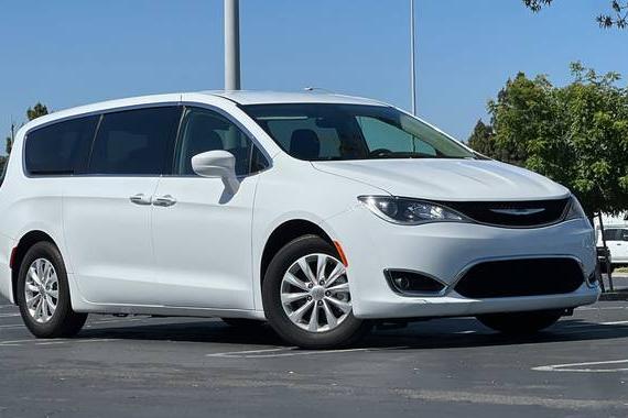 CHRYSLER PACIFICA 2018 2C4RC1FG1JR101659 image