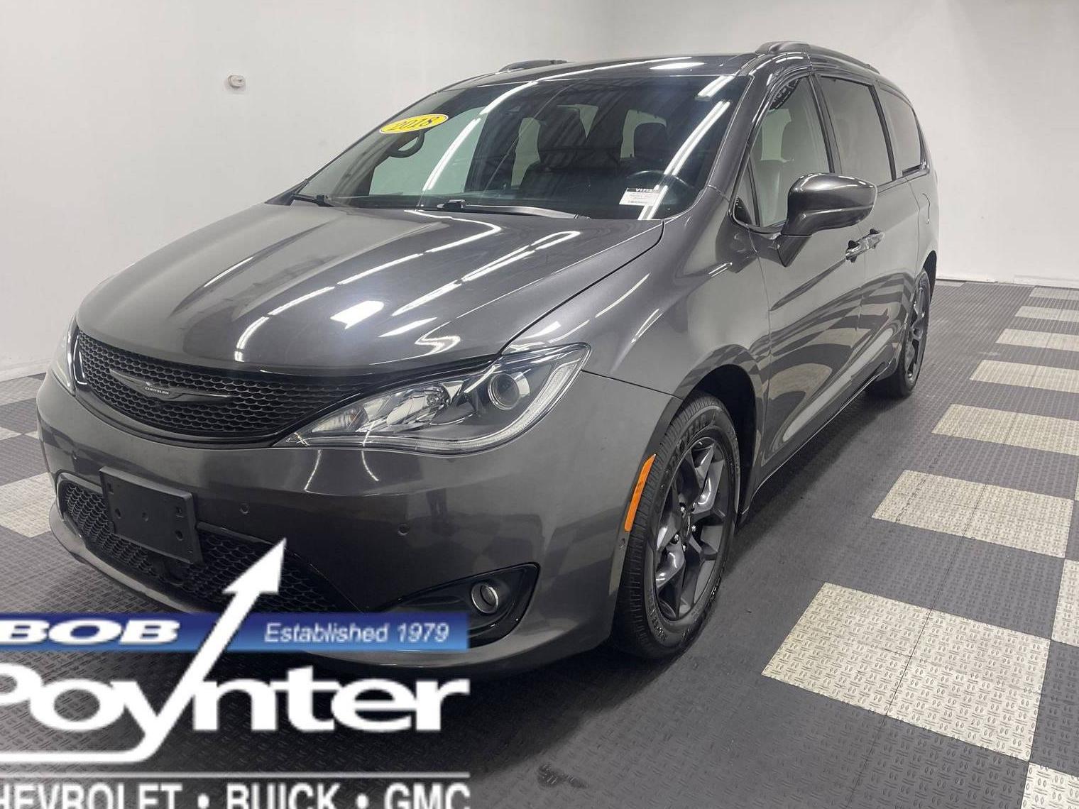 CHRYSLER PACIFICA 2018 2C4RC1EG4JR323033 image