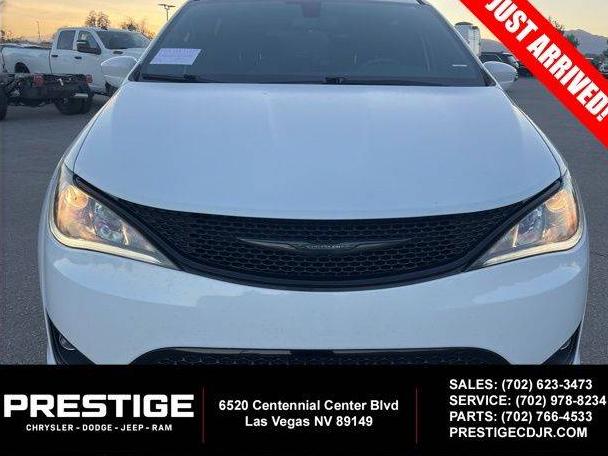 CHRYSLER PACIFICA 2018 2C4RC1FG6JR365508 image