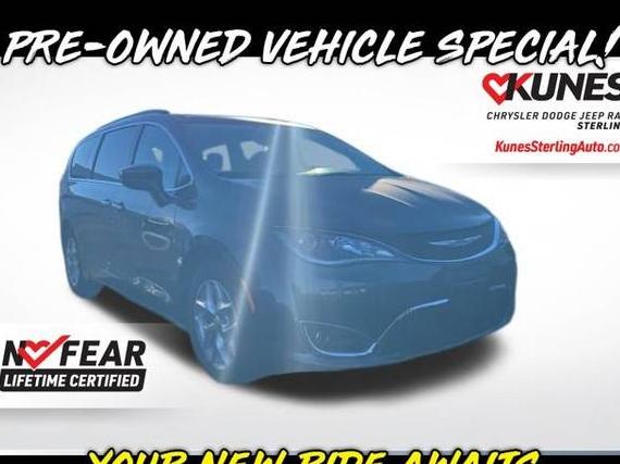 CHRYSLER PACIFICA 2018 2C4RC1FG2JR100956 image CHRYSLER PACIFICA 2018 2C4RC1FG2JR100956 image