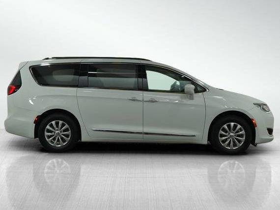 CHRYSLER PACIFICA 2018 2C4RC1BG1JR141424 image