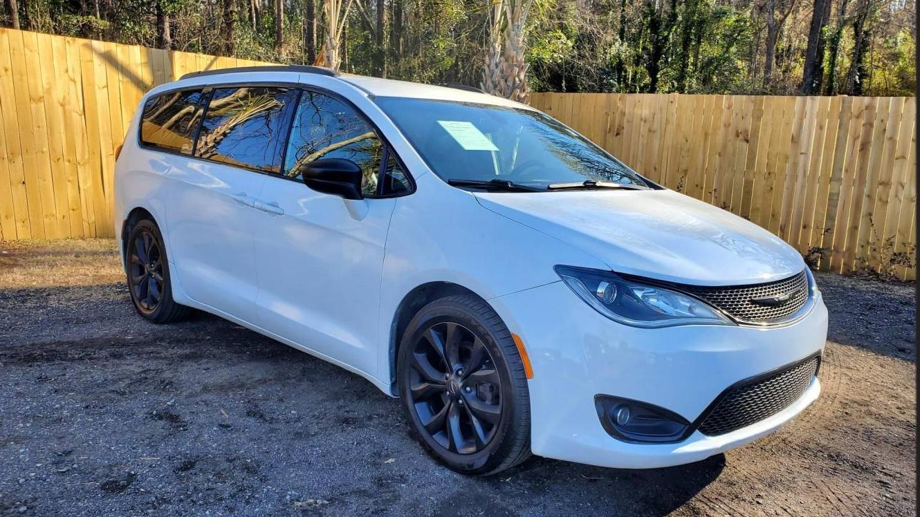 CHRYSLER PACIFICA 2018 2C4RC1EG1JR273157 image