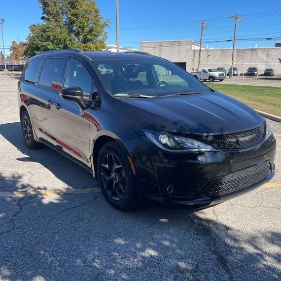 CHRYSLER PACIFICA 2018 2C4RC1GG8JR257048 image