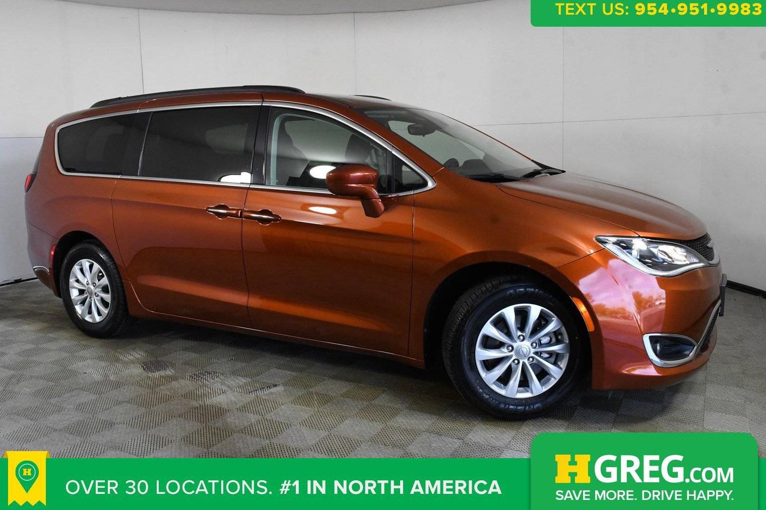 CHRYSLER PACIFICA 2018 2C4RC1FG1JR157925 image