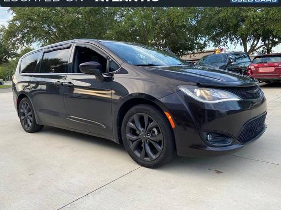 CHRYSLER PACIFICA 2018 2C4RC1FG7JR227198 image