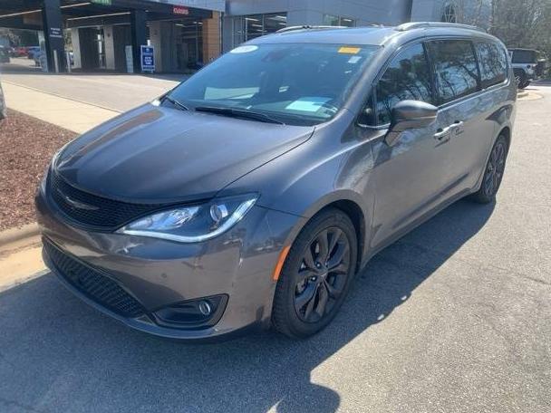 CHRYSLER PACIFICA 2018 2C4RC1GG3JR340502 image