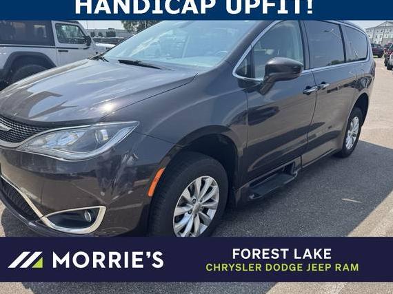 CHRYSLER PACIFICA 2018 2C4RC1FG7JR186295 image