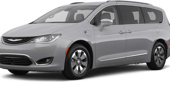CHRYSLER PACIFICA 2018 2C4RC1L7XJR105701 image CHRYSLER PACIFICA 2018 2C4RC1L7XJR105701 image