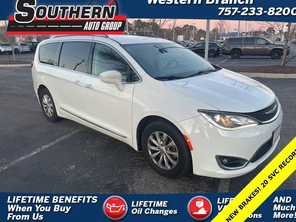 CHRYSLER PACIFICA 2018 2C4RC1BG6JR257914 image