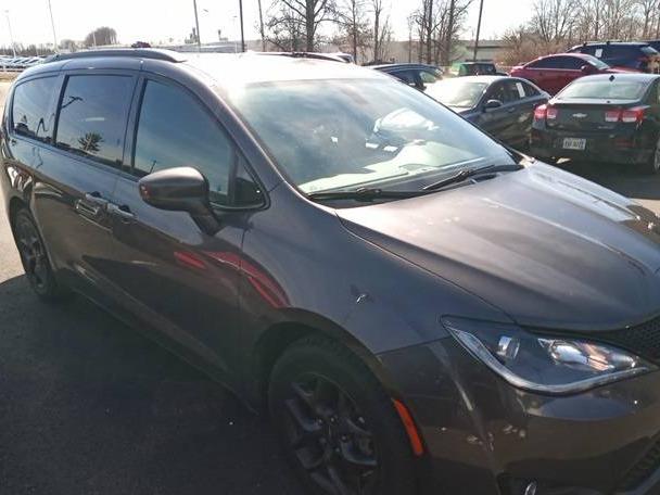 CHRYSLER PACIFICA 2018 2C4RC1BG8JR275170 image