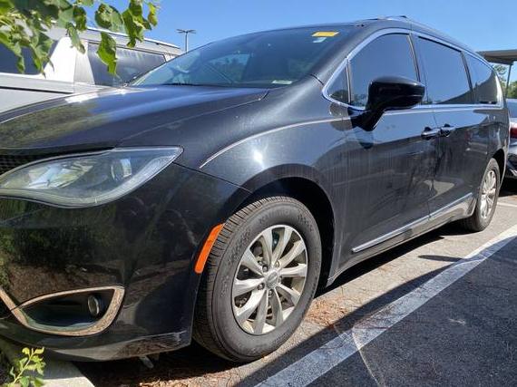 CHRYSLER PACIFICA 2018 2C4RC1BG2JR151931 image