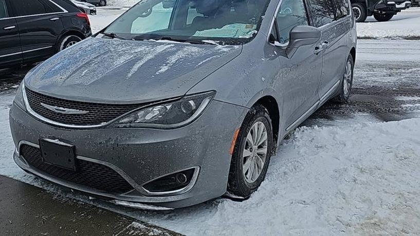 CHRYSLER PACIFICA 2017 2C4RC1BG3HR591201 image